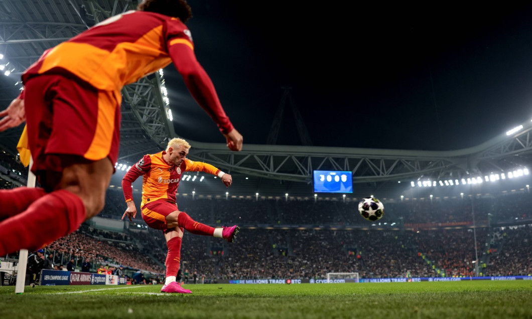 Juventus v Galatasaray - UEFA Champions League Play Off 2nd Leg - Juventus Stadium