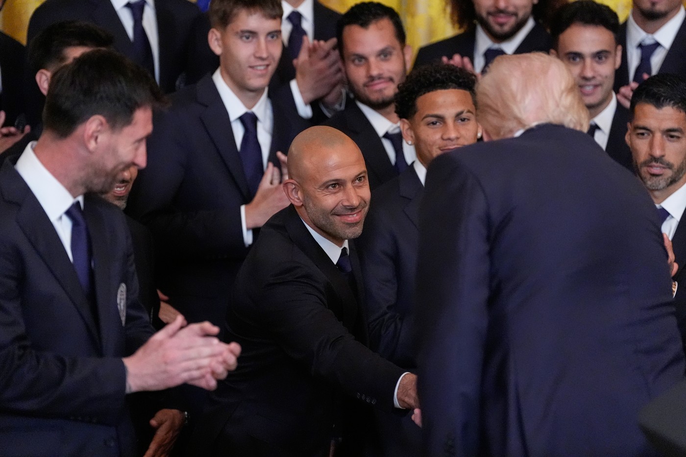 Imagine Stire A rupt tăcerea, după gestul ”dezgustător” al lui Messi la Casa Albă, în momentul în care Trump a vorbit de războiul din Iran | 2review.ro