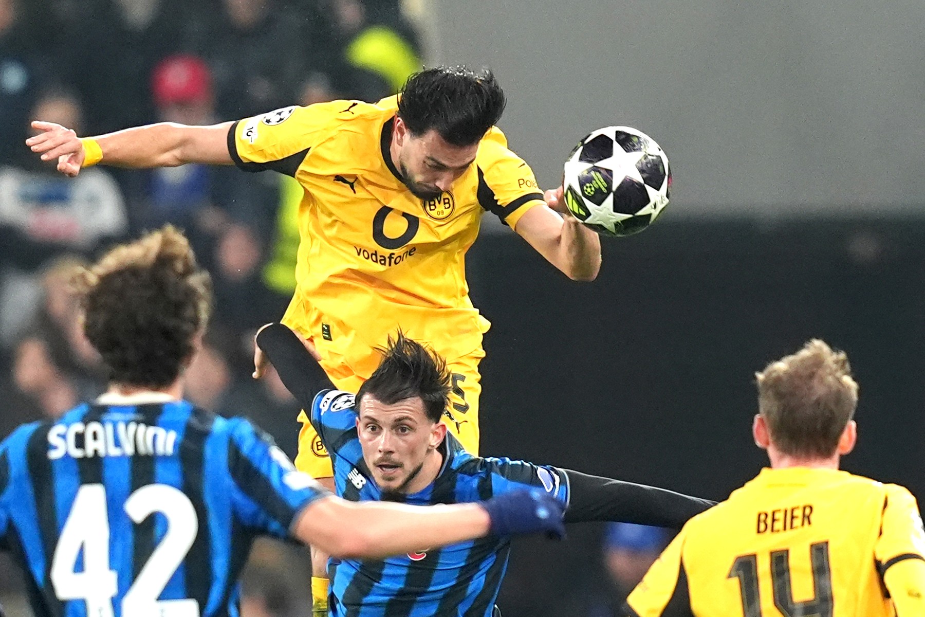 Imagine Stire FC Koln - Borussia Dortmund 0-2, ACUM, DGS3. GOOL! Beier a majorat avantajul. Gazdele au rămas în 10 oameni | 2review.ro