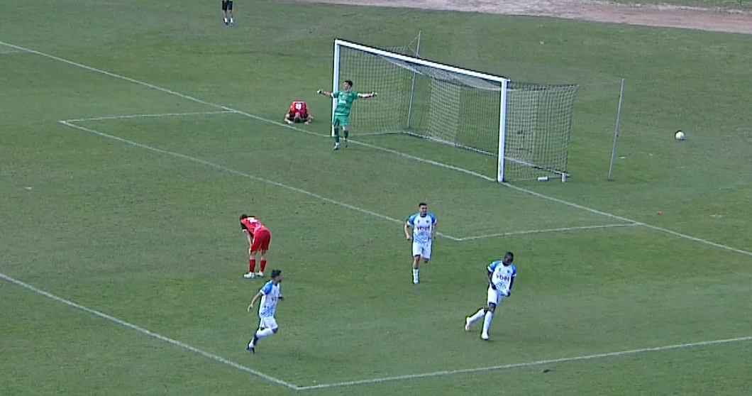 De cascadorii râsului! Răzvan Grădinaru, ”assist” pentru adversar în minutul 89