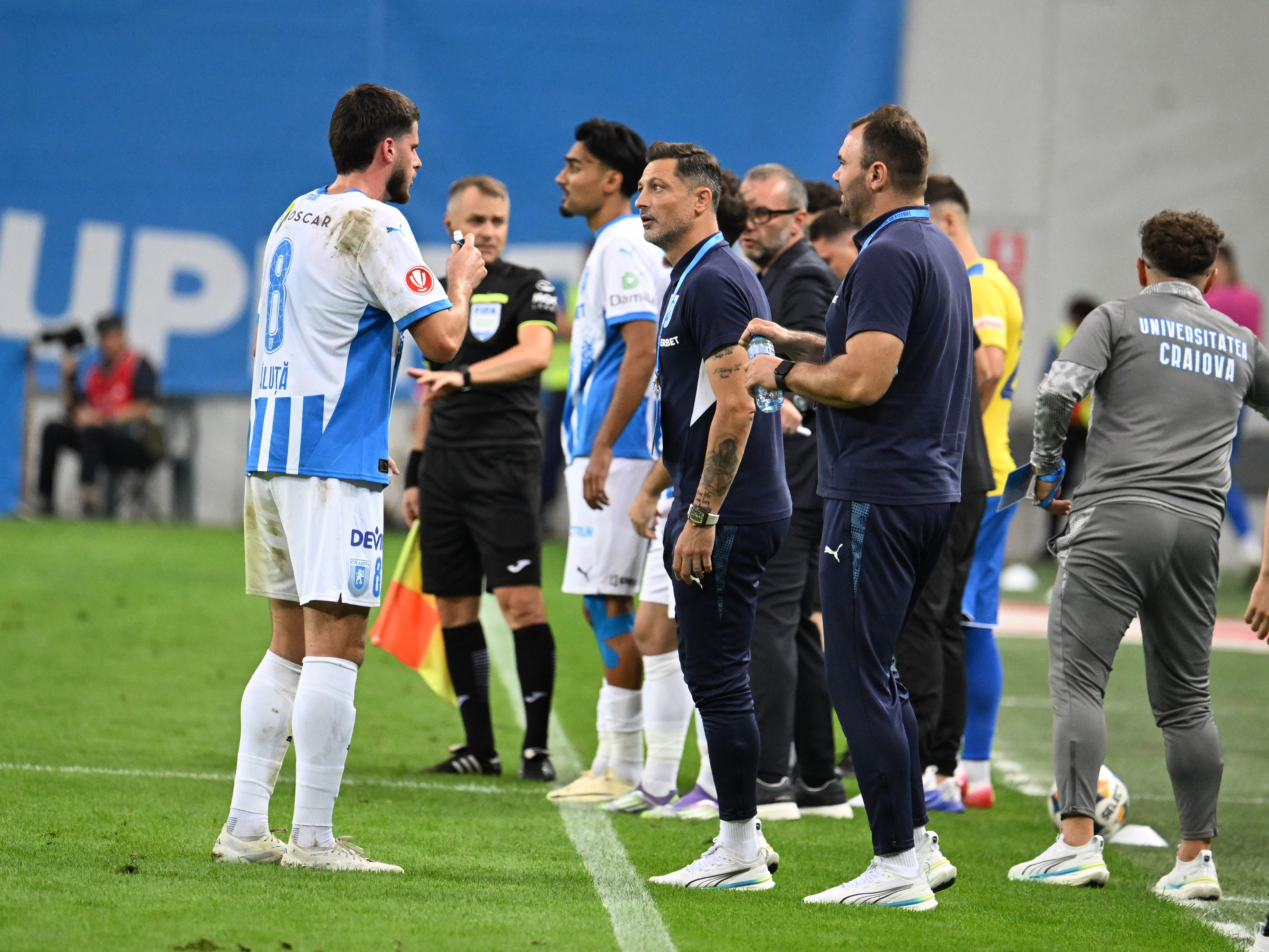 ”Nu mă interesează!”. Reacție categorică dinspre Craiova, după ce Rădoi a mers la FCSB