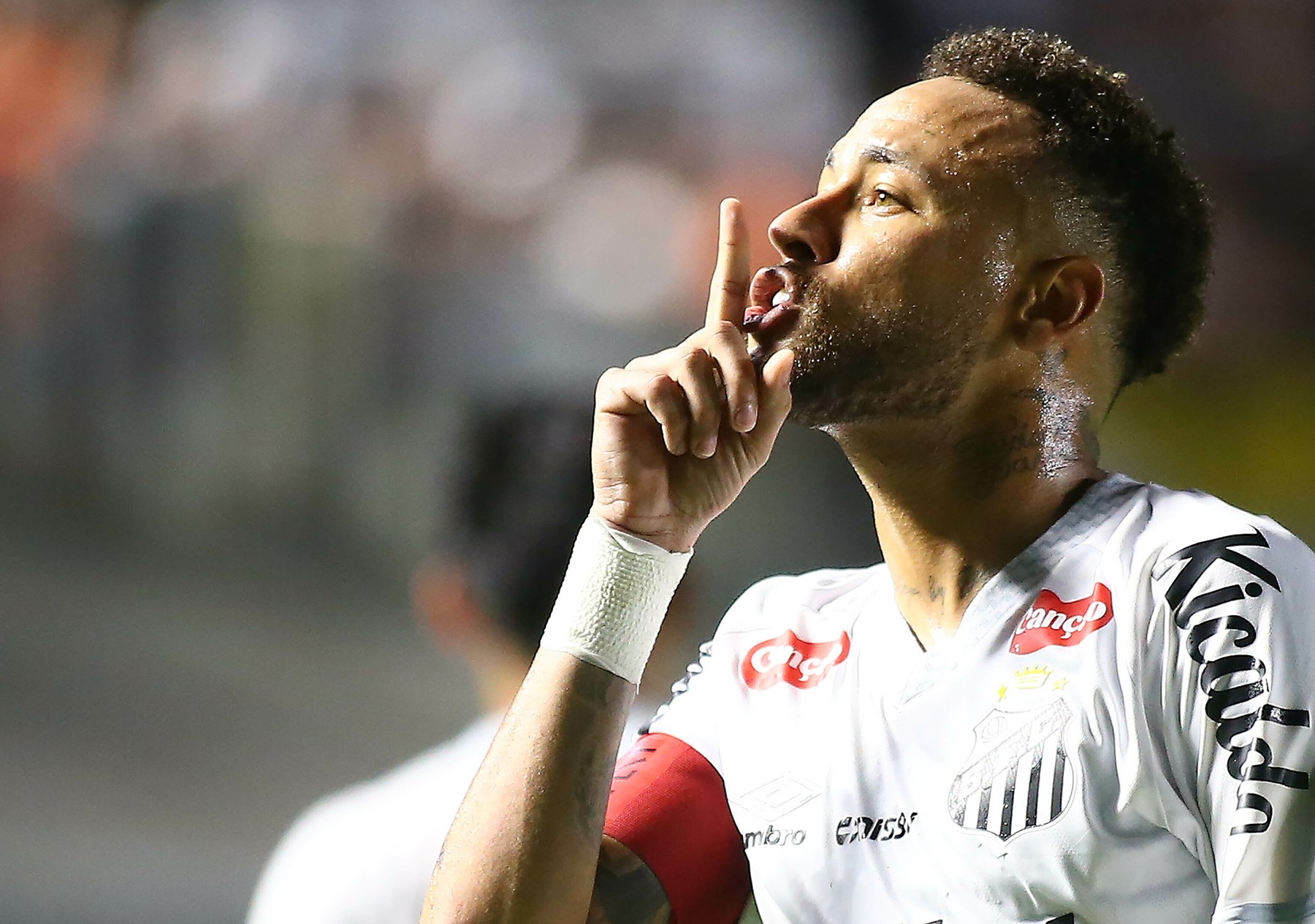 Neymar nu s-a mai putut abține și a răbufnit: ”Trebuie să am multă răbdare să vă suport pe toţi”