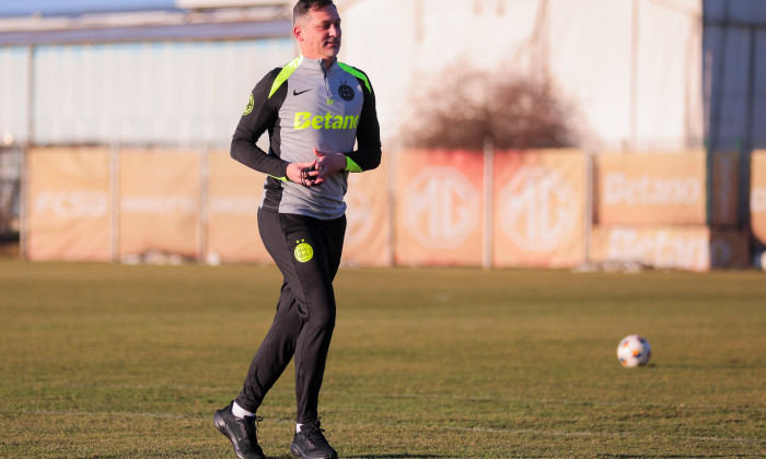 FOTBAL: ANTRENAMENT FCSB CU MIREL RADOI ANTRENOR (10.03.2026)