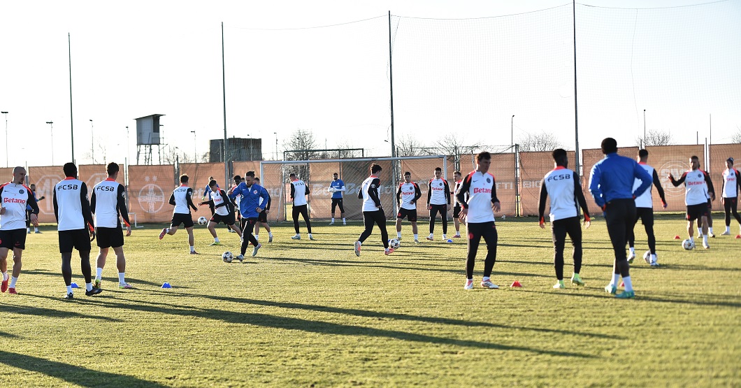 Imagine Stire Cine e șeful biroului de scouting de la FCSB și ce se întâmplă cu Adrian Ilie. ”Un nou început” | 2review.ro