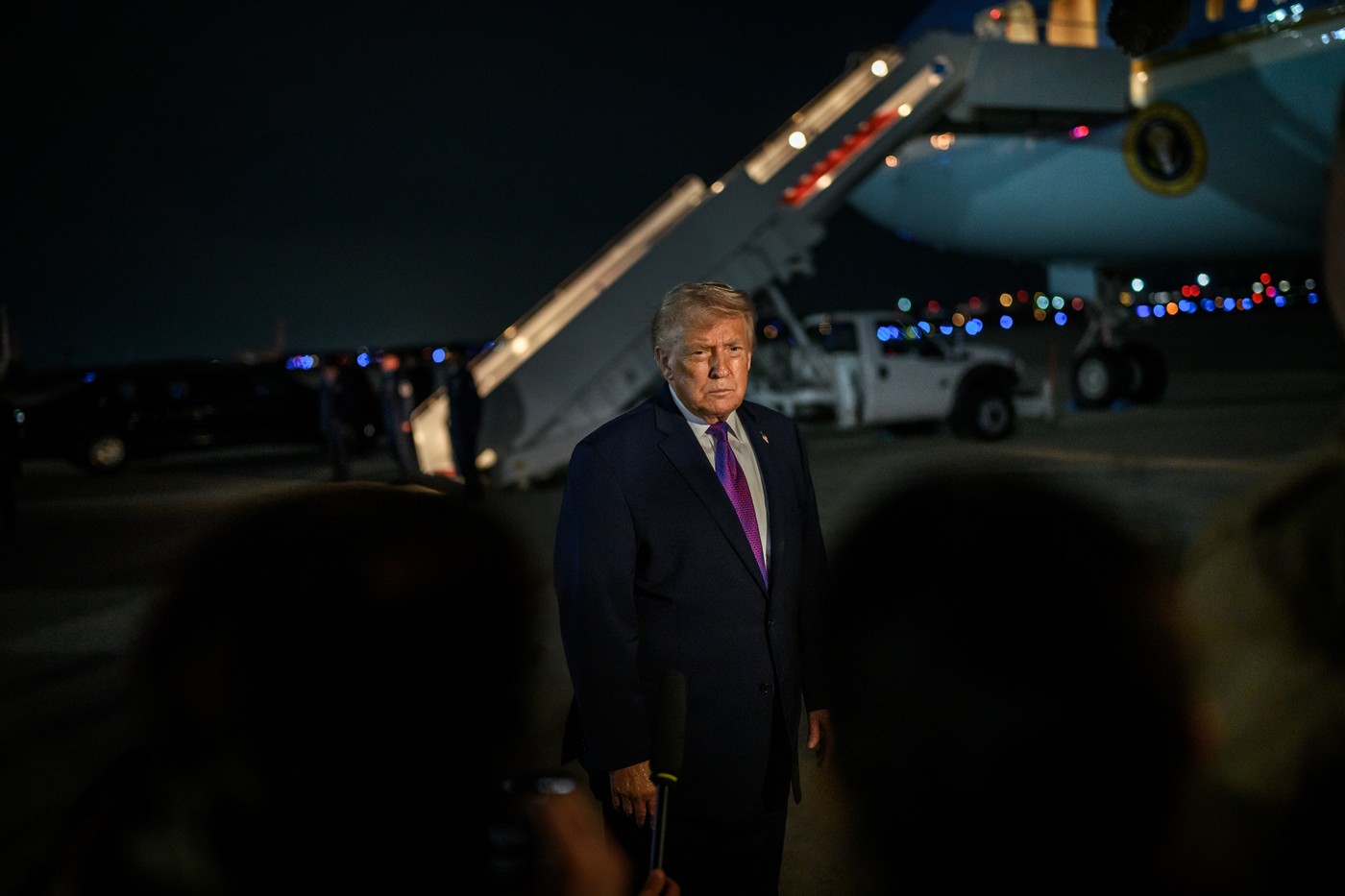 Imagine Stire Donald Trump a început un nou ”război”: ”Am semnat un ordin executiv” | 2review.ro
