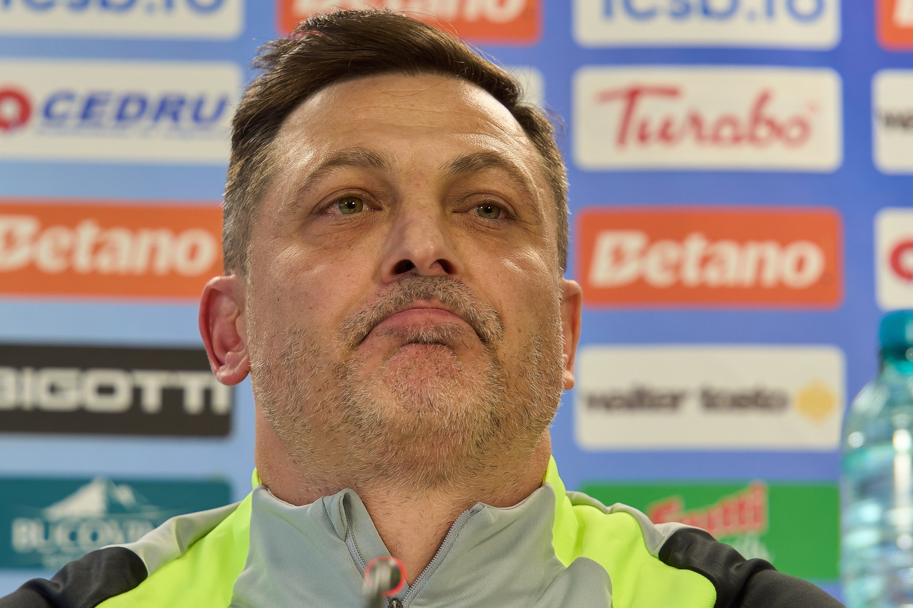 Imagine Stire Surpriză! Mirel Rădoi a făcut anunțul despre Ștefan Târnovanu | 2review.ro