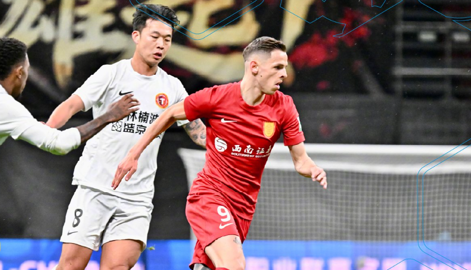 Imagine Stire Alex Cîmpanu e pe val în China! Nota primită, după ce a marcat un gol spectaculos | 2review.ro