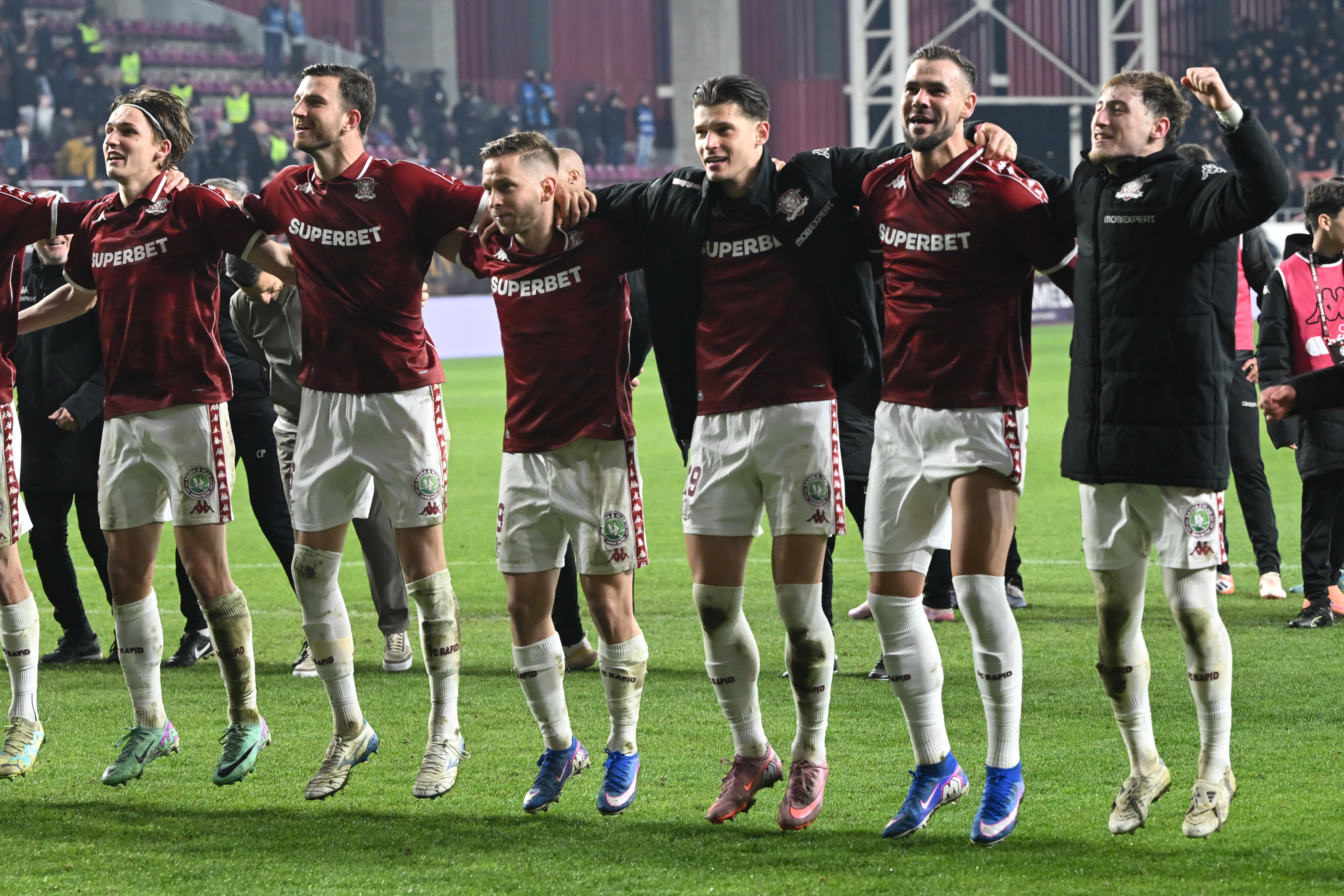 Imagine Stire A dat gol în Rapid - Dinamo 3-2 și e sigur: ”Avem prima șansă la titlu” | 2review.ro