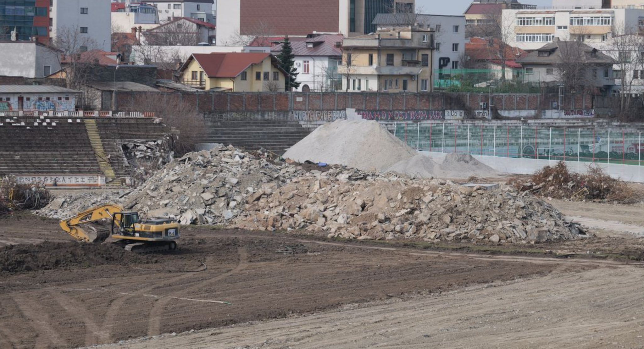 Imagine Stire Ce se întâmplă cu demolarea Stadionului Dinamo, după ce lucrările au fost oprite | 2review.ro