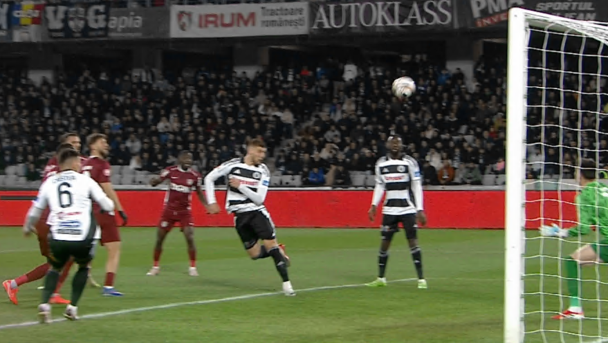 Imagine Stire ”U” Cluj - CFR Cluj 1-1, ACUM, Digi Sport 1. Ocazii mari pentru Șepcile Roșii! | 2review.ro