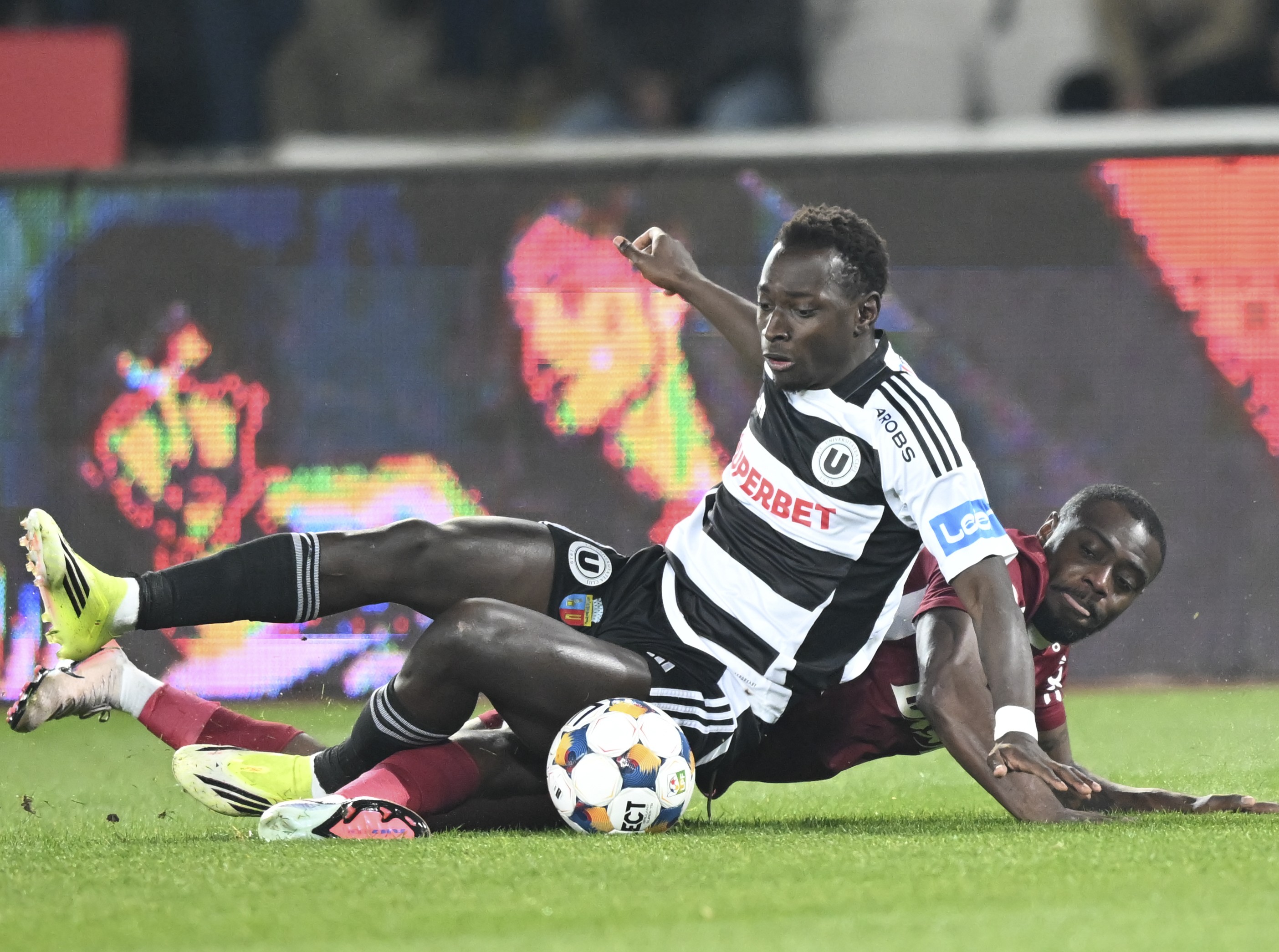 Imagine Stire Clasamentul din play-off-ul SuperLigii: ”U” Cluj a urcat pe doi, după derby-ul cu CFR! Craiova a ”căzut” pe trei | 2review.ro