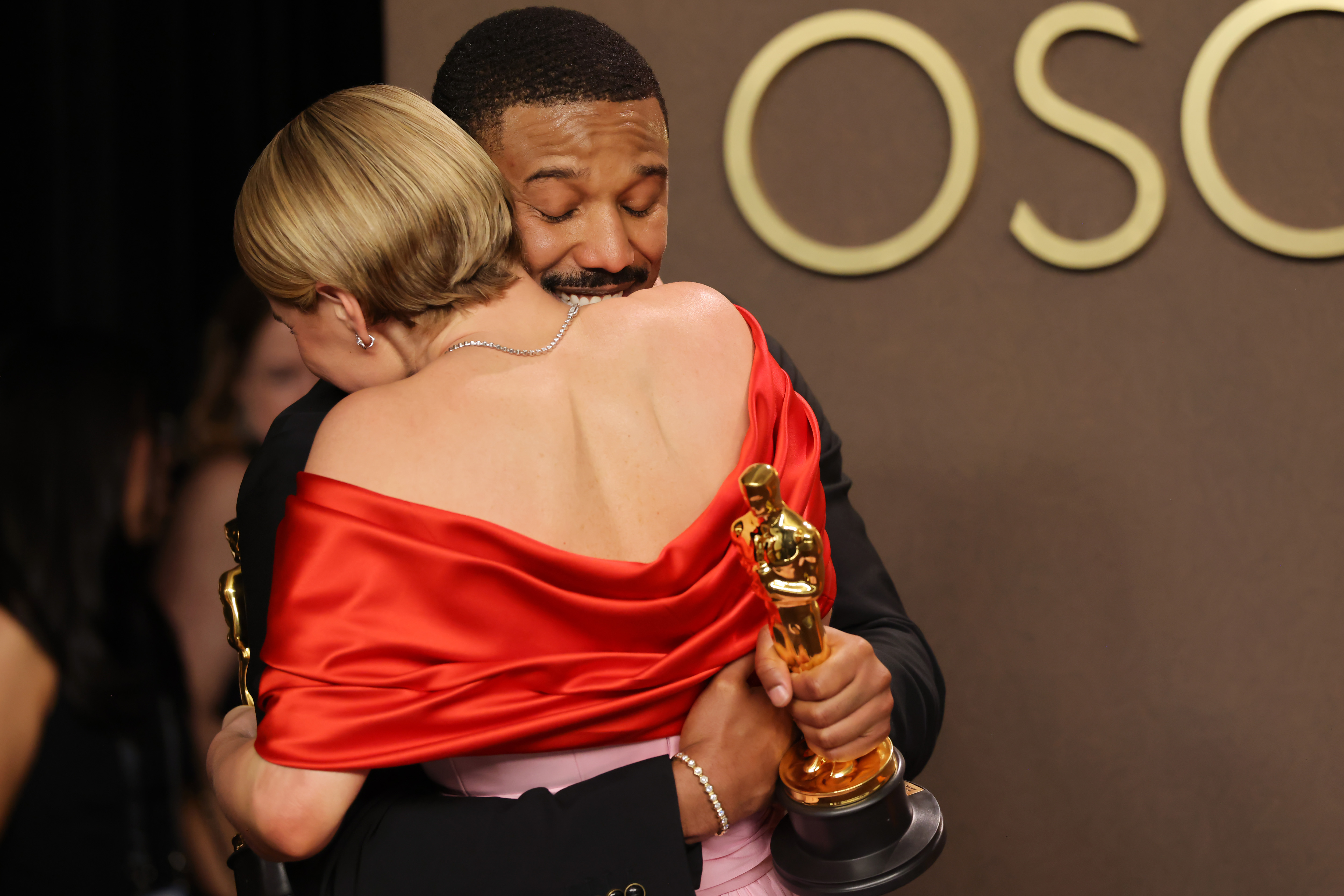Imagine Stire Ianis Hagi a scris un singur cuvânt pe internet după ce a văzut Gala Premiilor Oscar | 2review.ro