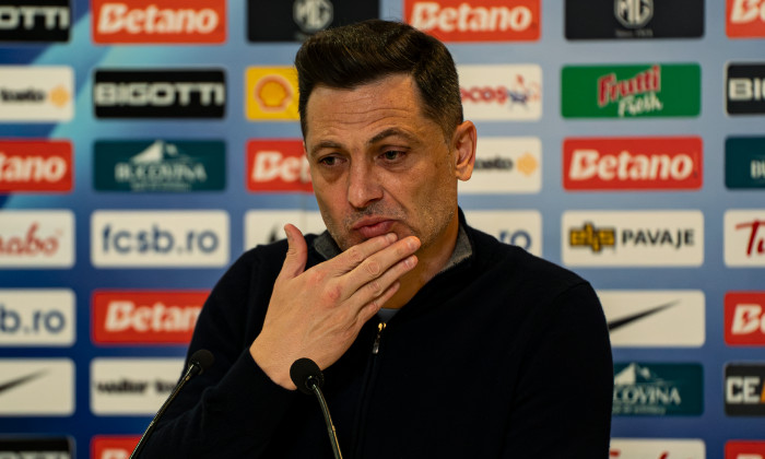 Mirel Radoi FCSB - Metaloglobus conferinta presa x2