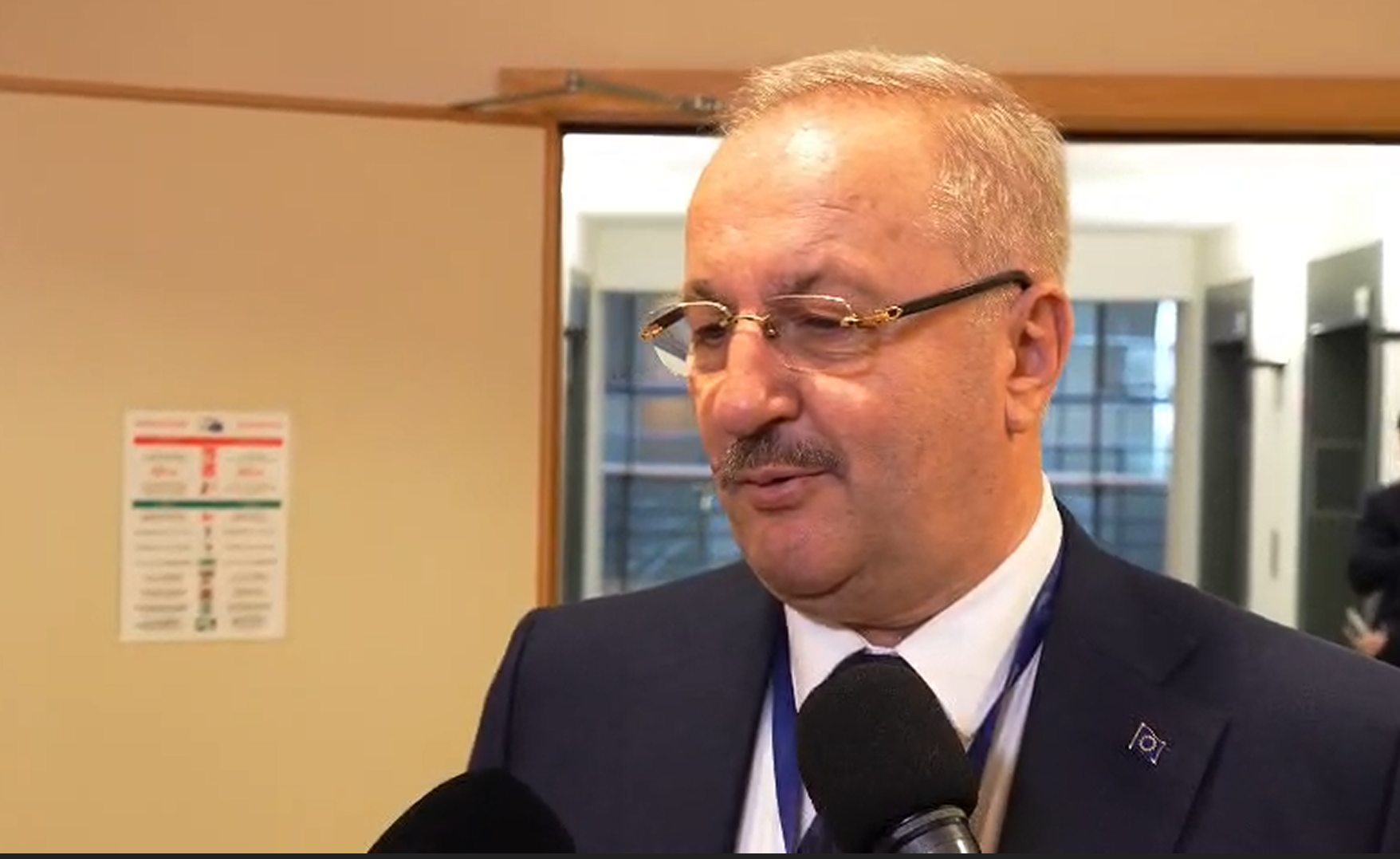 Imagine Stire Vasile Dîncu, despre promovarea Stelei: ”Gigi Becali avea mai multă influență politică decât mine” | 2review.ro