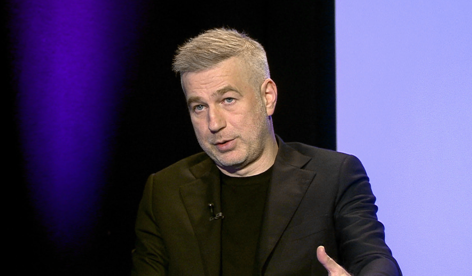 ”Sunt dificil?” Edi Iordănescu rupe tăcerea și explică tot: ”Am fixurile mele!”