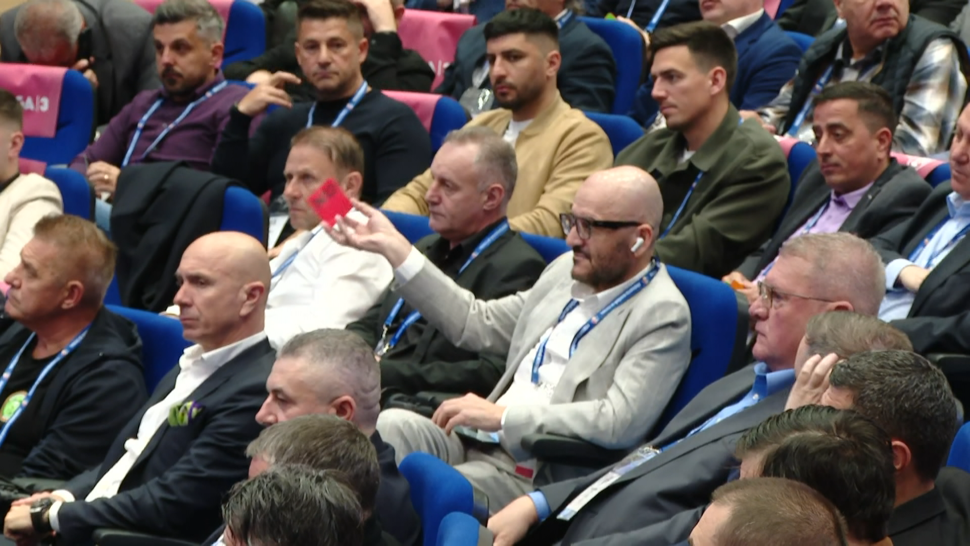 Adrian Mititelu, după ce Răzvan Burleanu a fost reales președinte la FRF: ”A avut trei mandate ilegale”