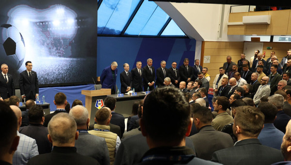 Transformare totală: cum arată președintele FCSB-ului, după aproape un an de absență din spațiul public