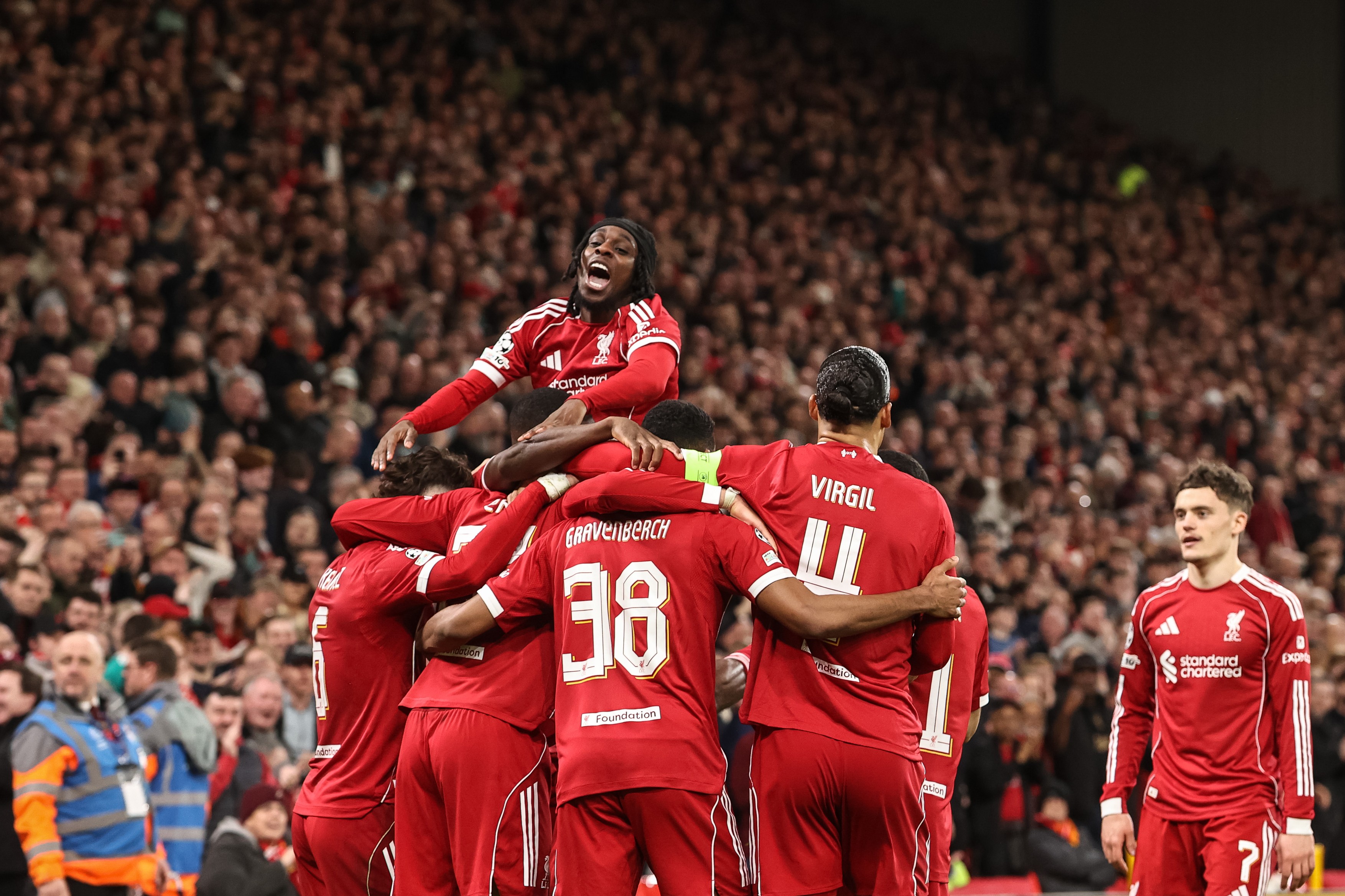 Liverpool - Galatasaray 4-0. ”Cormoranii” sunt în sferturi, după ce au întors scorul din tur și i-au umilit pe turci