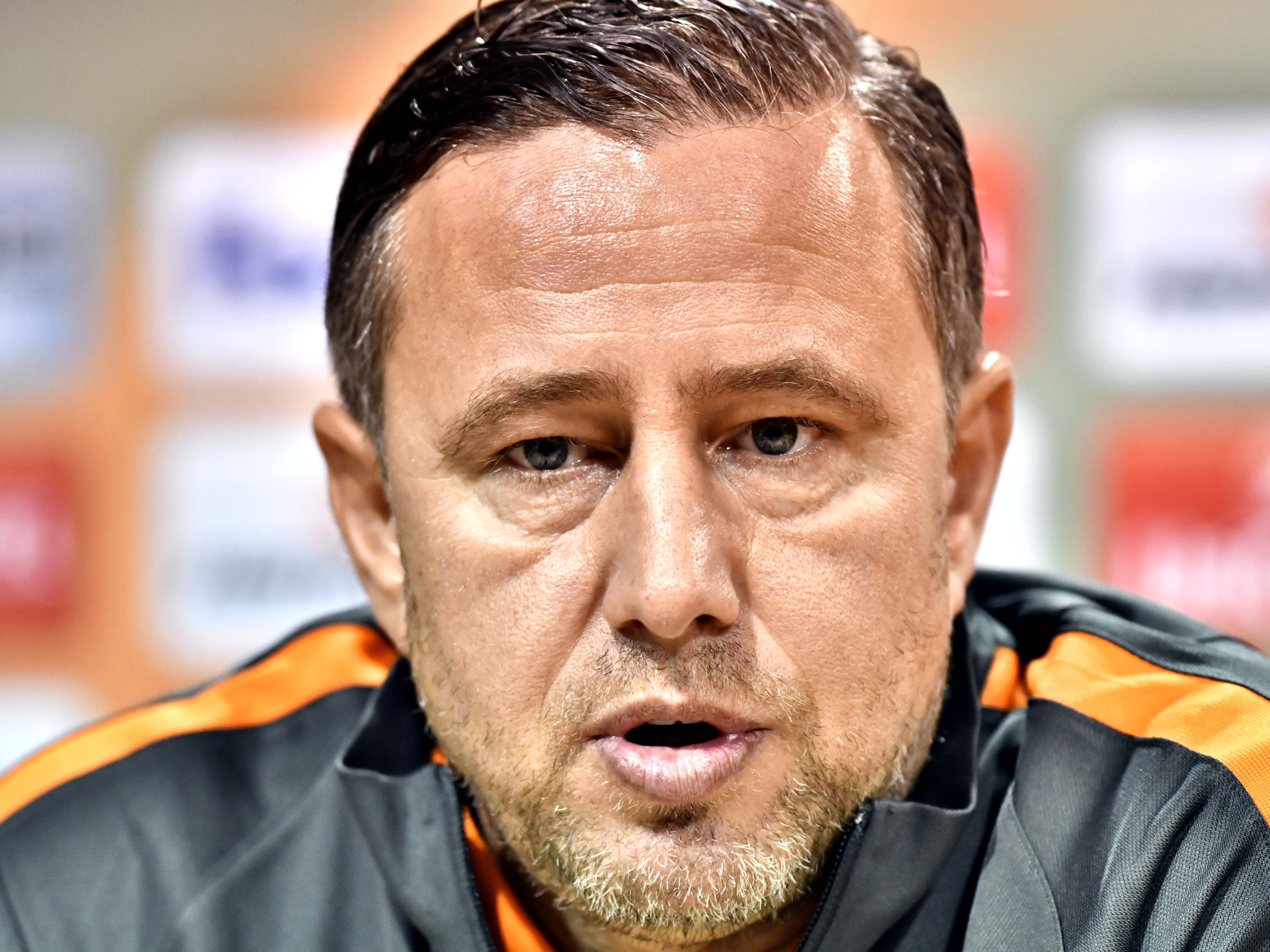 Imagine Stire Fără răspuns de la CAF, echipa lui Laurențiu Reghecampf vrea să meargă la TAS! Scopul: semifinalele Ligii Campionilor | 2review.ro