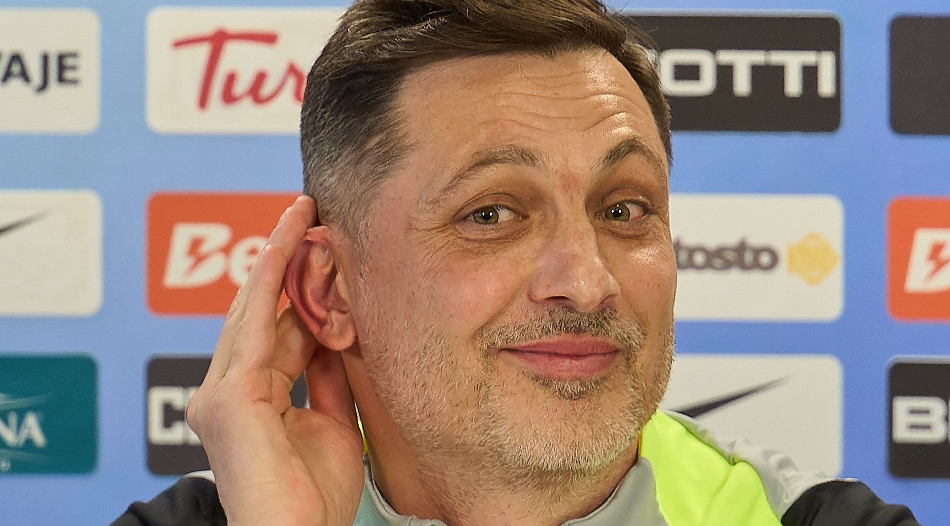 Imagine Stire După Denis Drăguș, un alt fotbalist anunță că vrea să lucreze cu Mirel Rădoi | 2review.ro