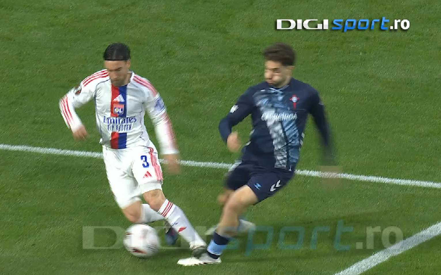 Scandal uriaș la Lyon - Celta Vigo! Intrare ”horror” sub privirile lui Ionuț Radu, dar VAR-ul a ”închis ochii”