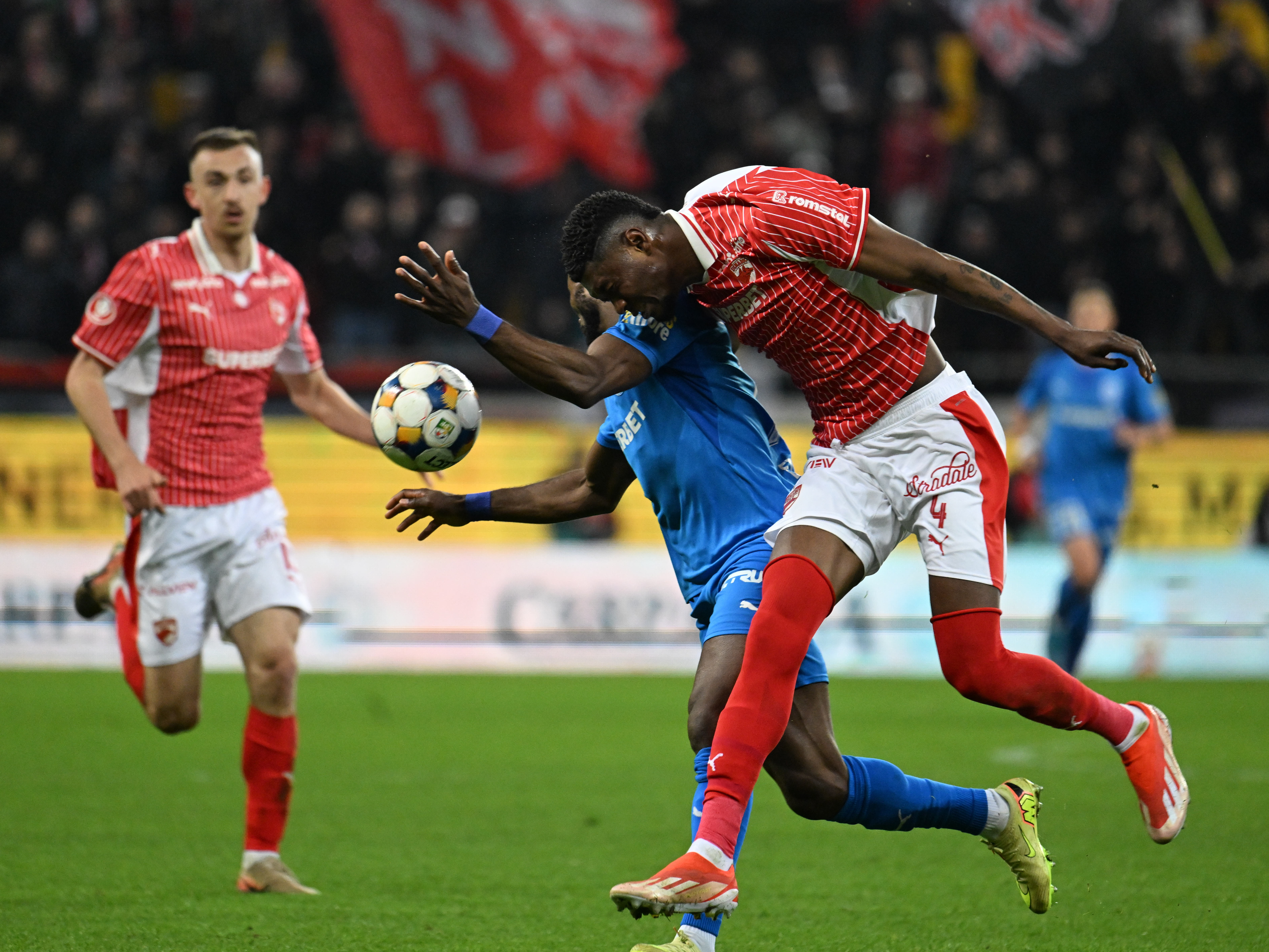 După Dinamo - Universitatea Craiova, clasamentul din play-off s-a schimbat din nou