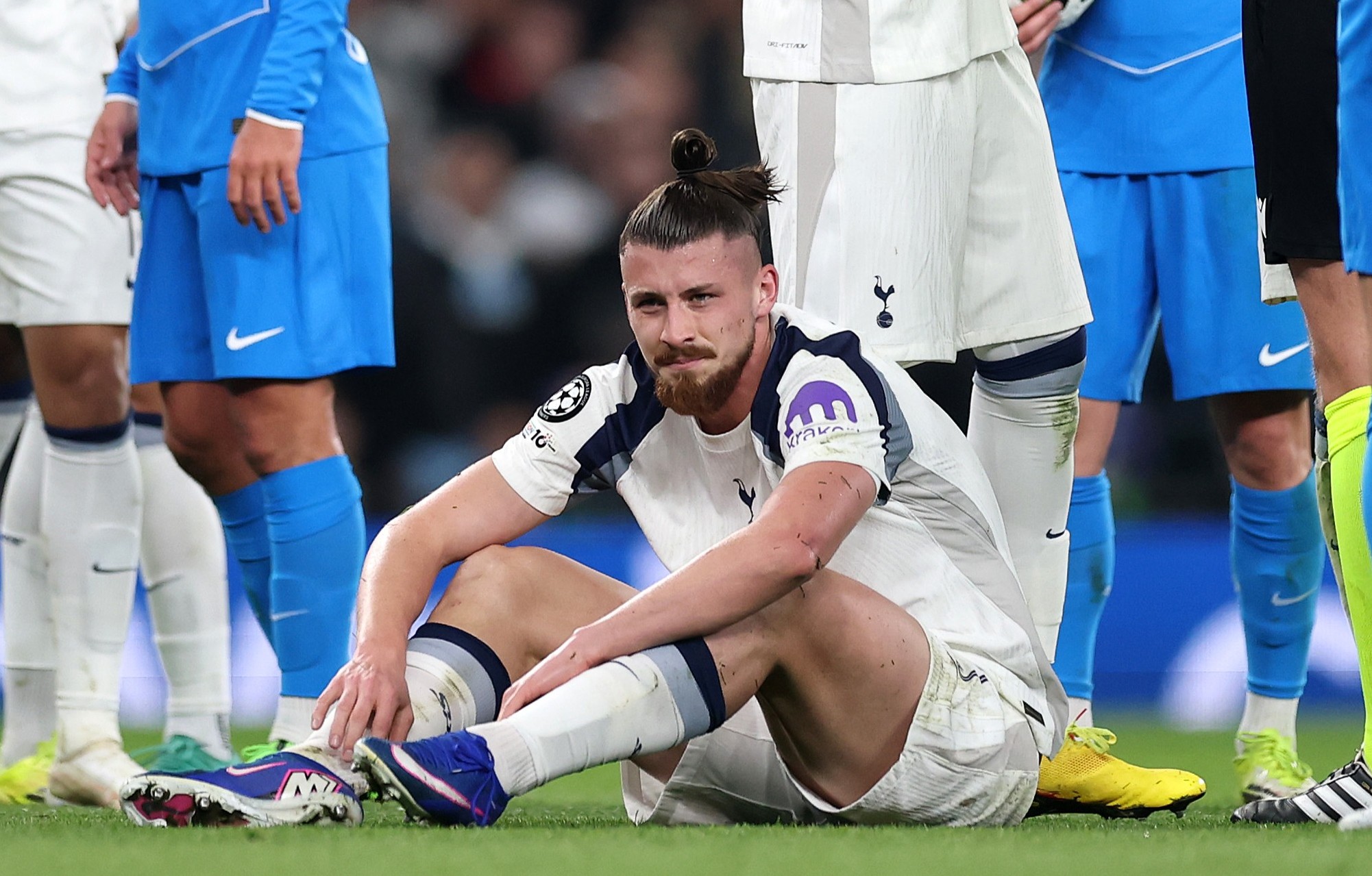 Ce se întâmplă cu Radu Drăgușin, după ce a fost schimbat în minutul 66 la debutul ca titular în UCL