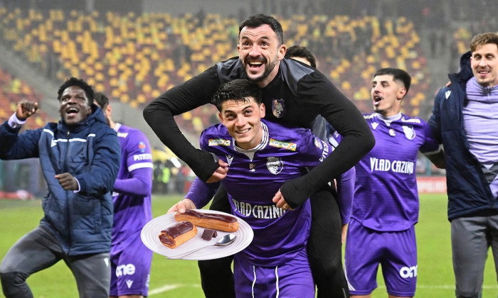 Jucatori FC Arge si Eclere