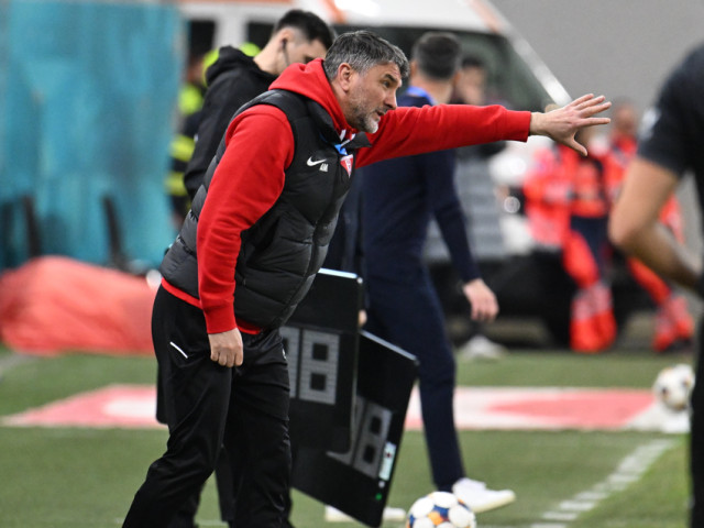 Duelul Mihalcea - Rădoi în FCSB – UTA