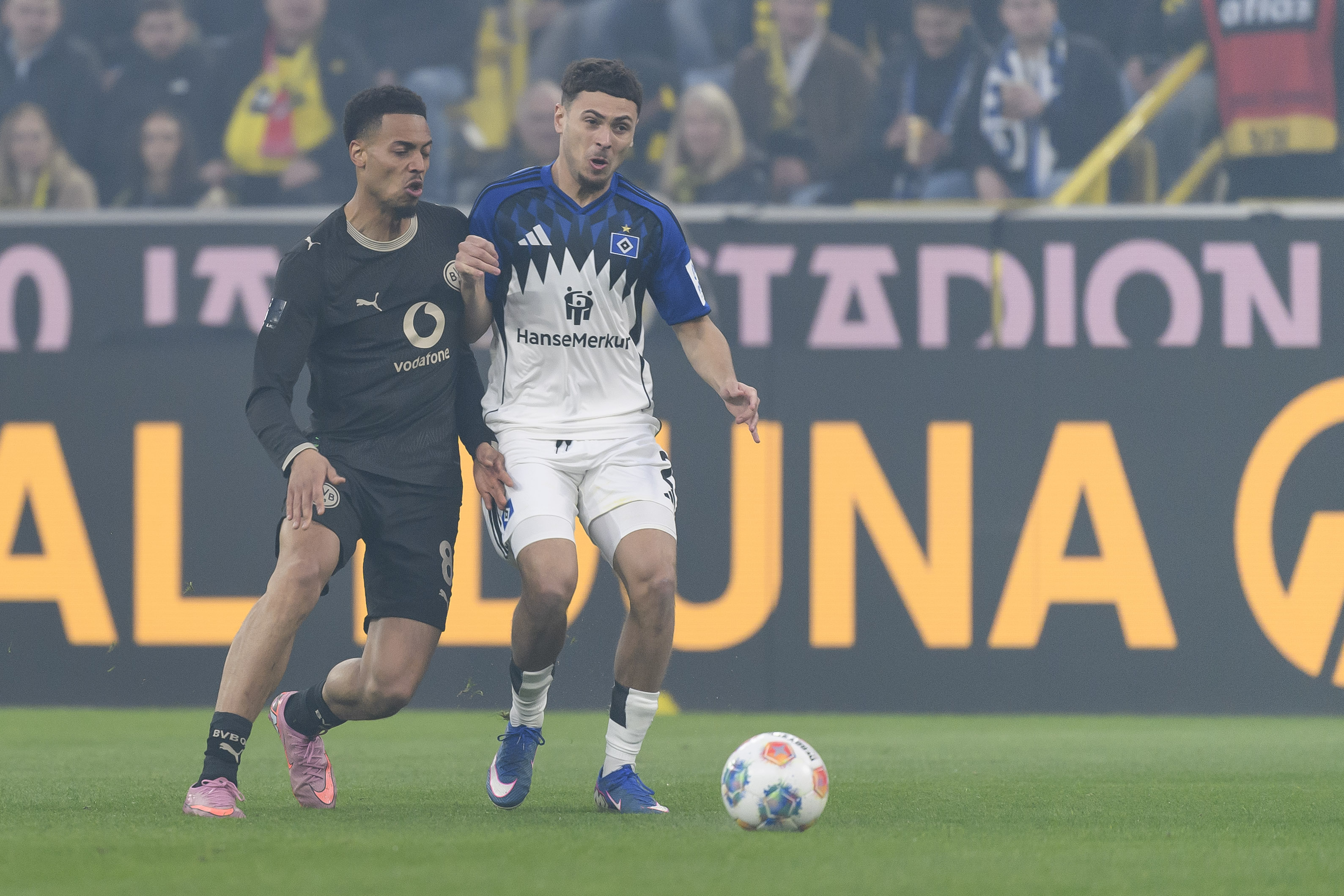 Dortmund - Hamburg 0-2, ACUM, pe digisport.ro. GOOL! / Bayern - Union Berlin 4-0. Bavarezii au făcut din nou show