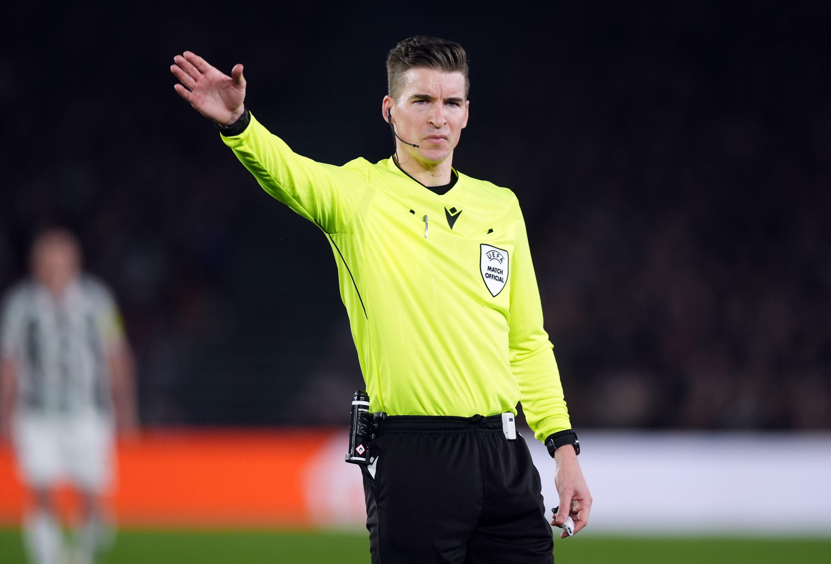 A fost anunțat arbitrul de la Turcia - România! Cu el la centru ”Tricolorii” s-au calificat la EURO 2024