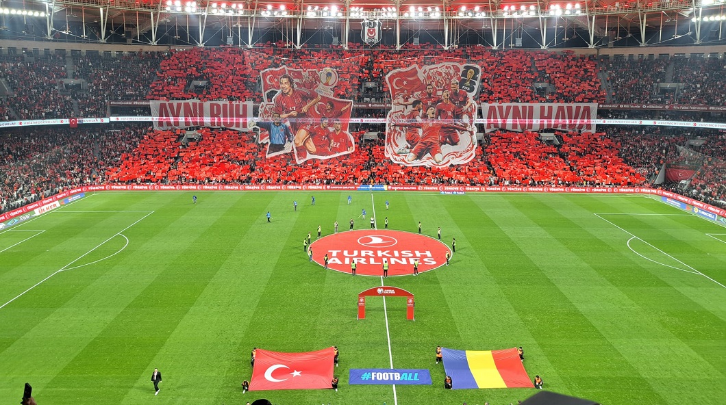 Scenografie impresionantă a turcilor. Mesajul pentru Arda Guler & CO la meciul cu România + Gafa organizatorilor