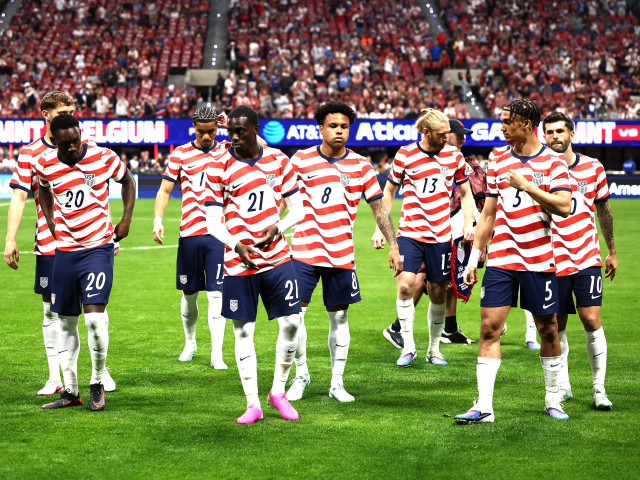 Poza pentru articolul 2-5 la ei acasă! Americanii, umiliți în ziua în care au spus că pot câștiga Cupa Mondială