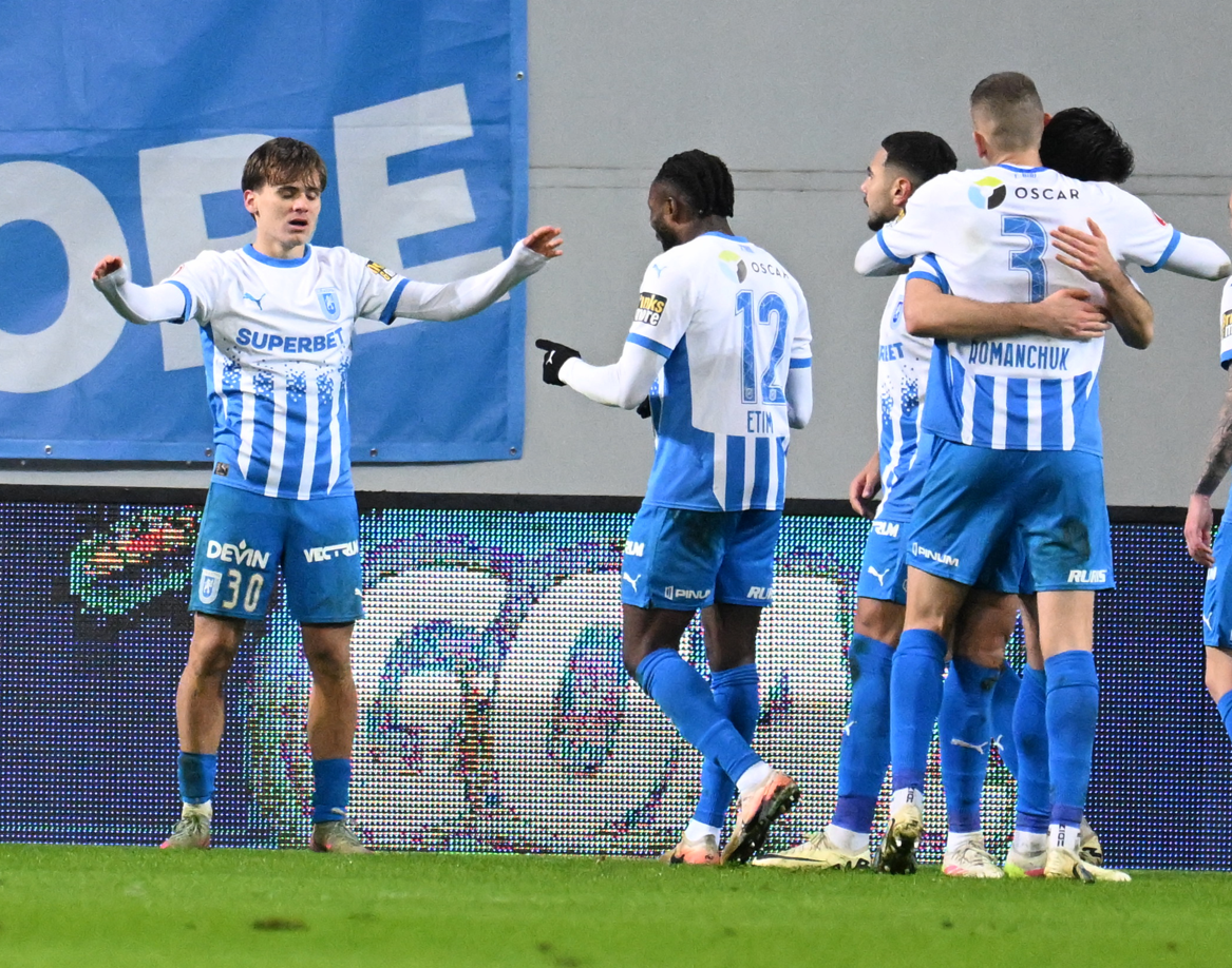 Imagine Stire Universitatea Craiova a câștigat fără emoții în fața unei echipe de Liga 2! Monday Etim, printre marcatori | 2review.ro
