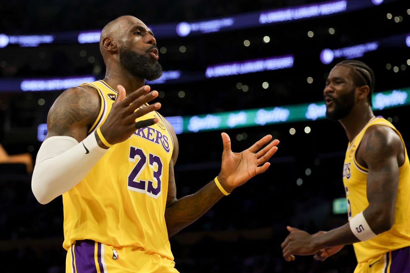 Imagine Stire LeBron James a scris o nouă pagină de istorie în NBA | 2review.ro