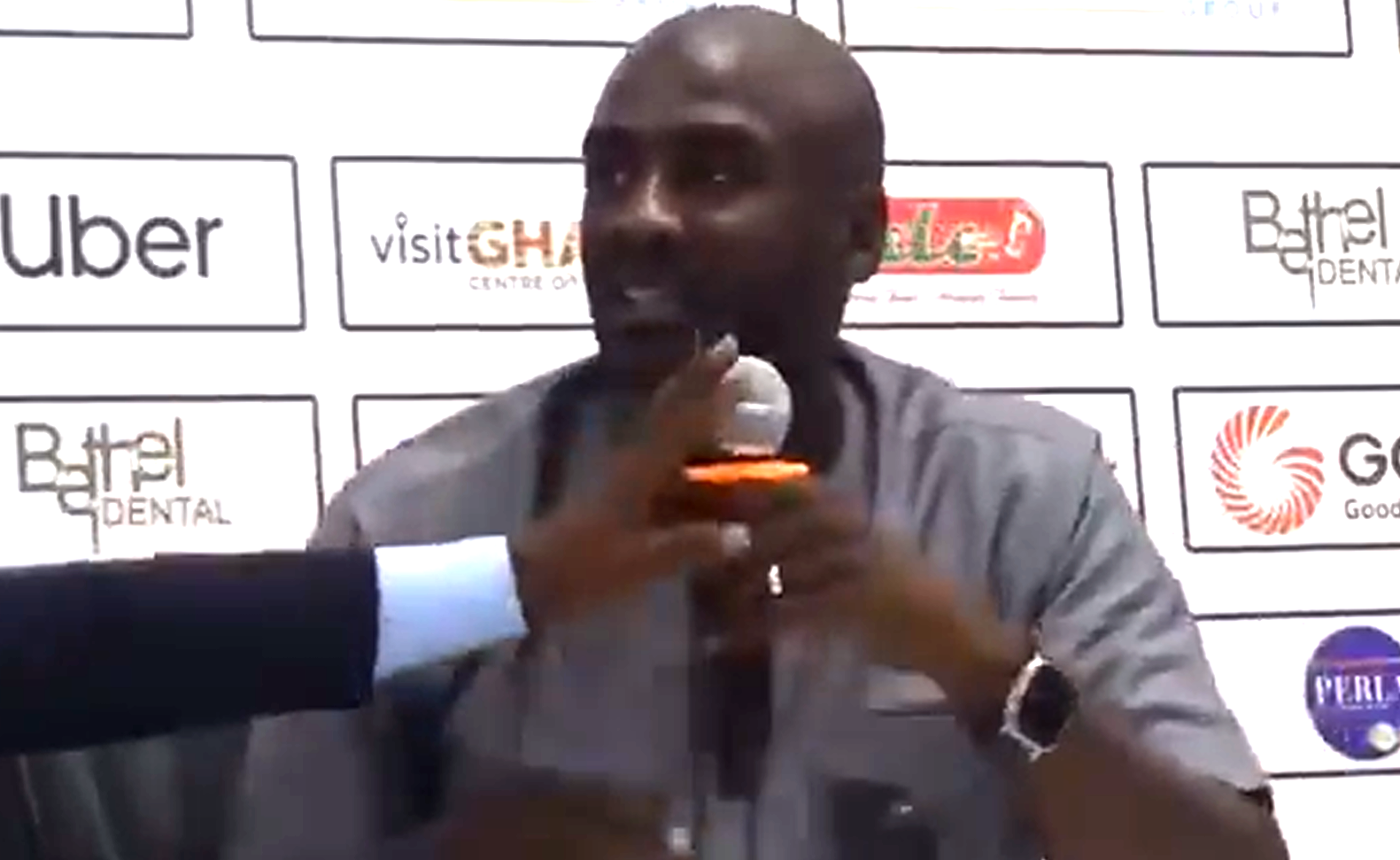 Imagine Stire Un cuvânt și a plecat! Ce a spus selecționerul dat afară cu 72 de zile înainte de Cupa Mondială | 2review.ro