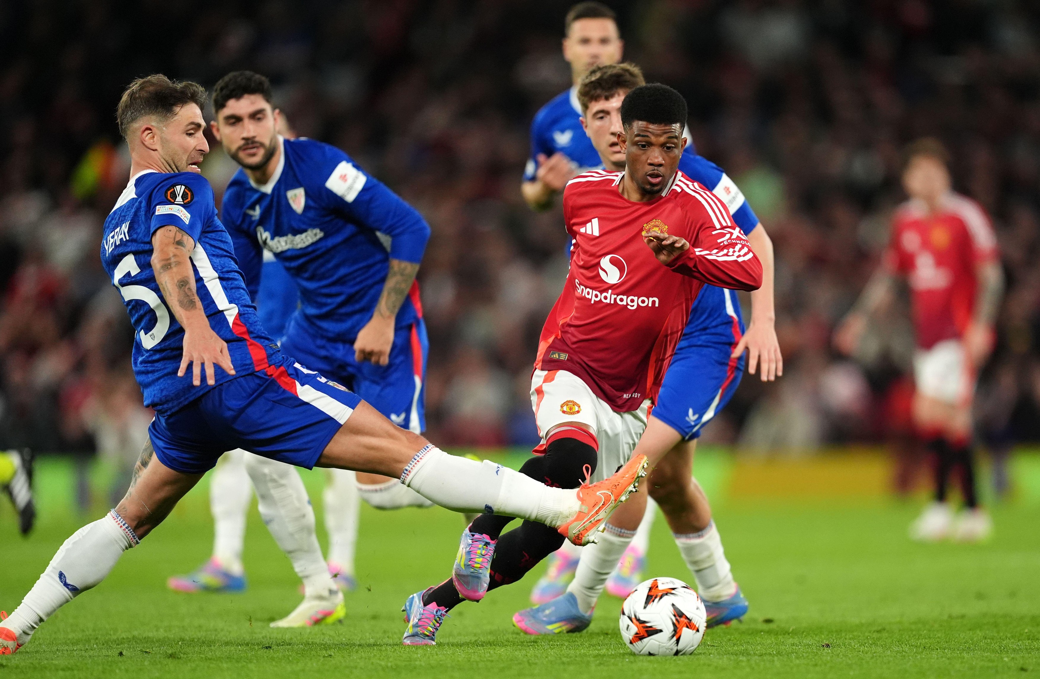 Imagine Stire Revine pe teren, după ce i-a expirat suspendarea de 10 luni dictată de UEFA | 2review.ro