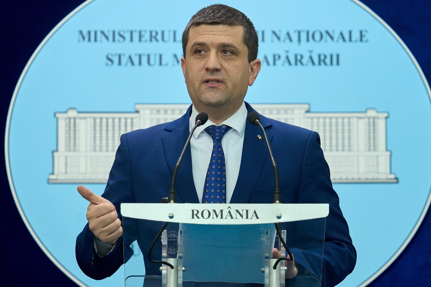 Imagine Stire S-au încheiat controalele la CSA Steaua! Ministrul Apărării a dezvăluit ce s-a găsit și face sesizare la DNA | 2review.ro