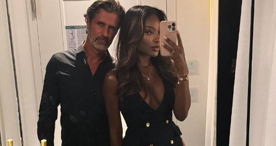 Imagine Stire Mouratoglou și-a părăsit a doua soție și a început o relație cu o femeie cu 24 de ani mai tânără: ”Oamenii se mai despart” | 2review.ro