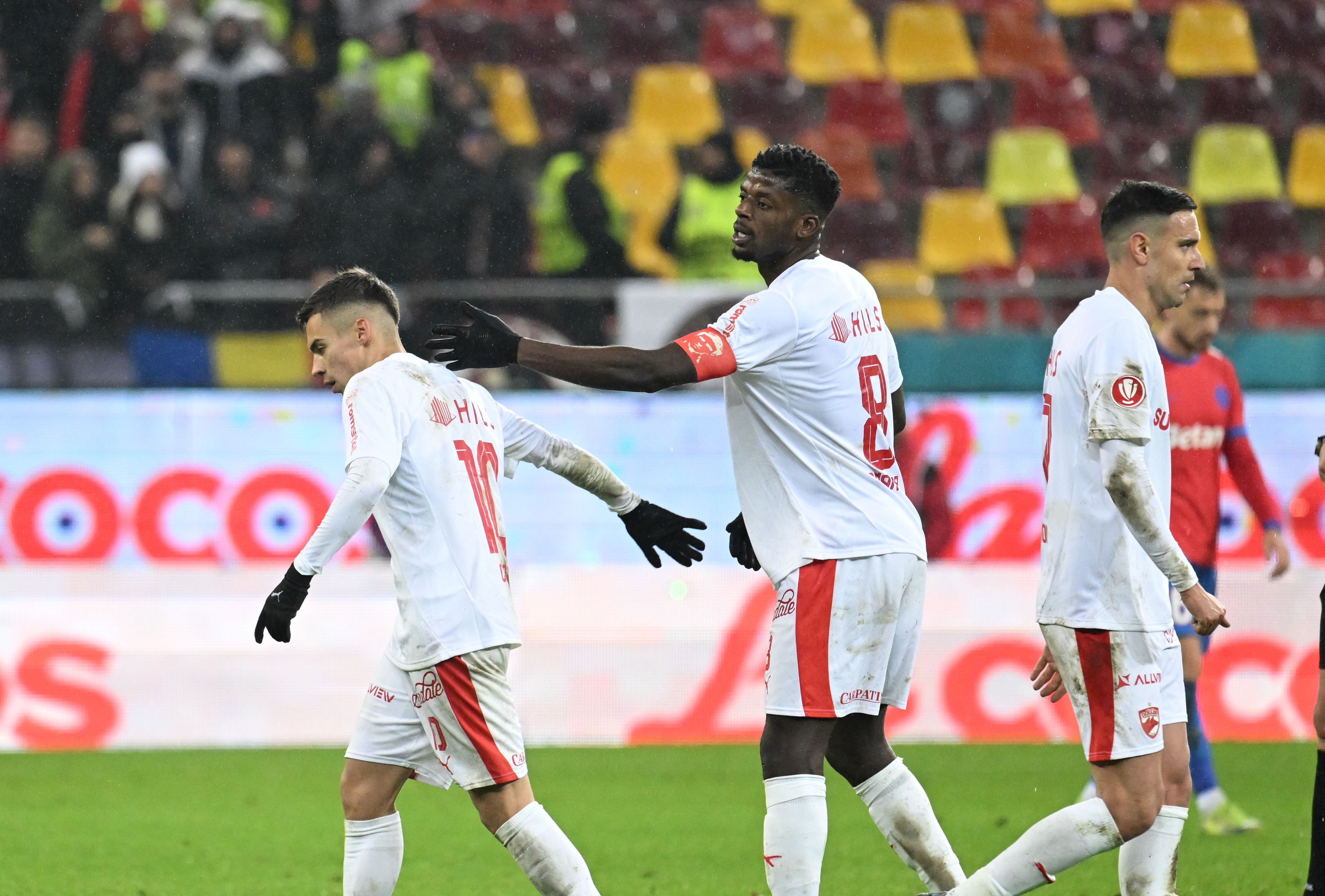 Imagine Stire Dinamo, în pericol: jucătorii cu cele mai mari șanse să plece în vară din Ștefan cel Mare | 2review.ro