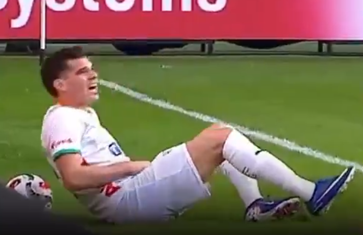 Imagine Stire Reacția turcilor, după accidentarea lui Ianis Hagi: ”Vești proaste! Ce lovitură!” | 2review.ro