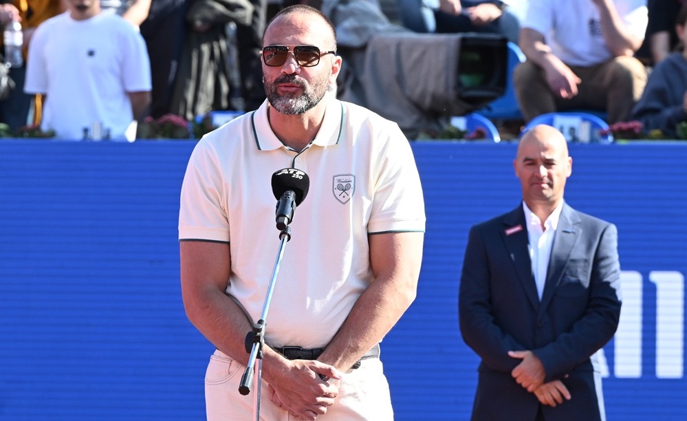 Imagine Stire Alexandru Țiriac a luat microfonul și a transmis un mesaj răsunător pentru întreaga planetă: Suntem urmăriți în 110 țări | 2review.ro