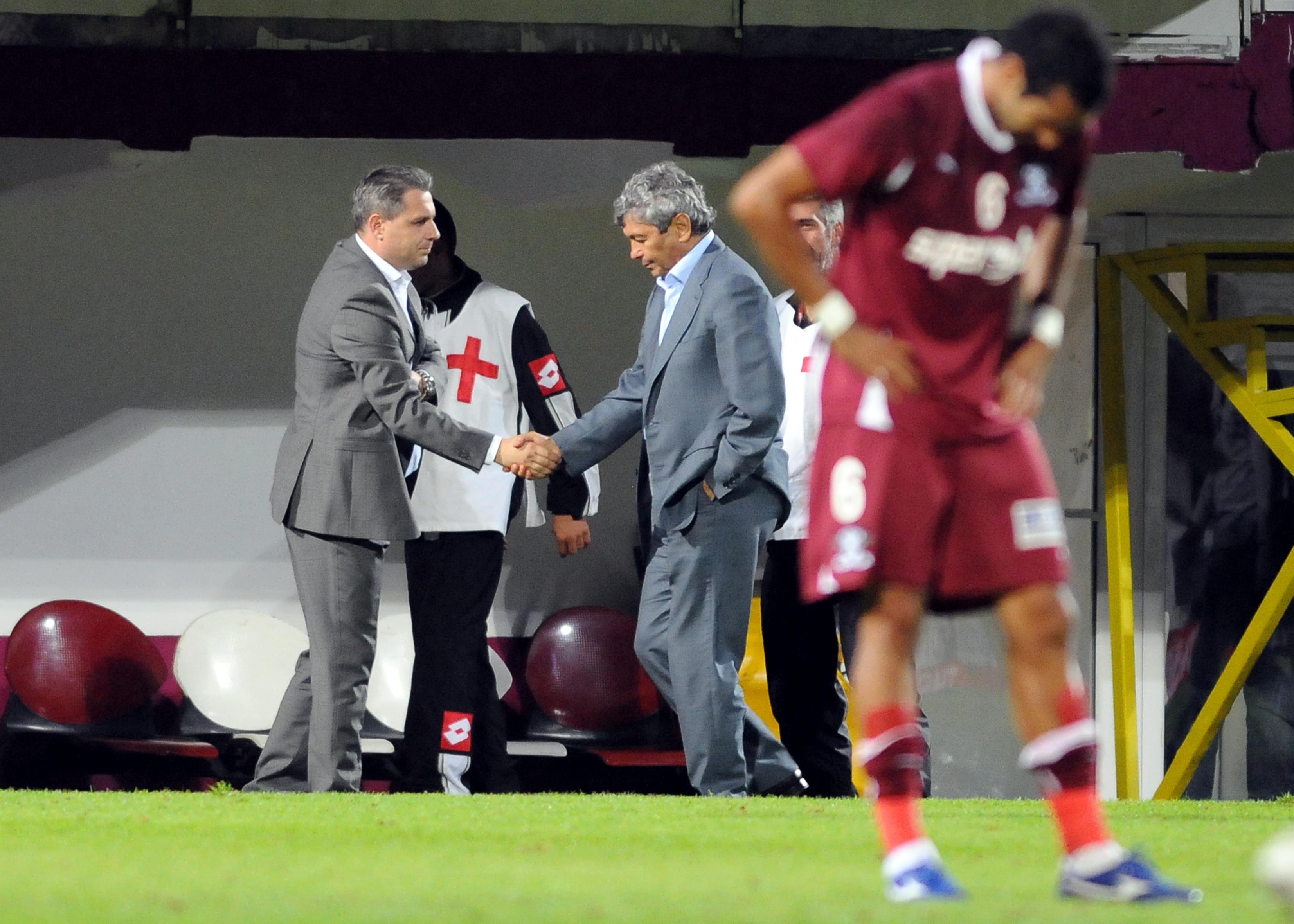 Imagine Stire Tragedia morții lui Mircea Lucescu l-a afectat rău pe Marius Șumudică | 2review.ro