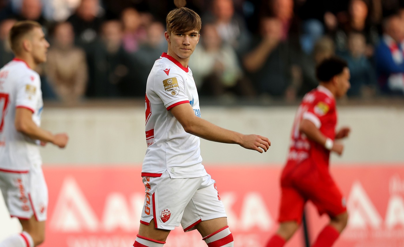 Imagine Stire Un puști de 17 ani, gata să devină cel mai scump transfer din istoria campionatului! Unde poate ajunge | 2review.ro