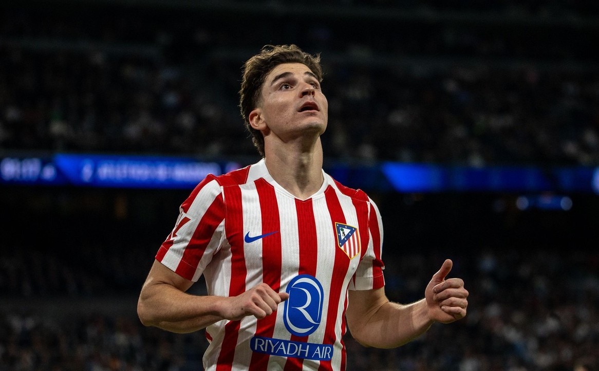 Imagine Stire Atletico a făcut anunțul despre Julian Alvarez chiar înaintea meciului cu Barcelona: ”Voi spune 3 cuvinte” | 2review.ro