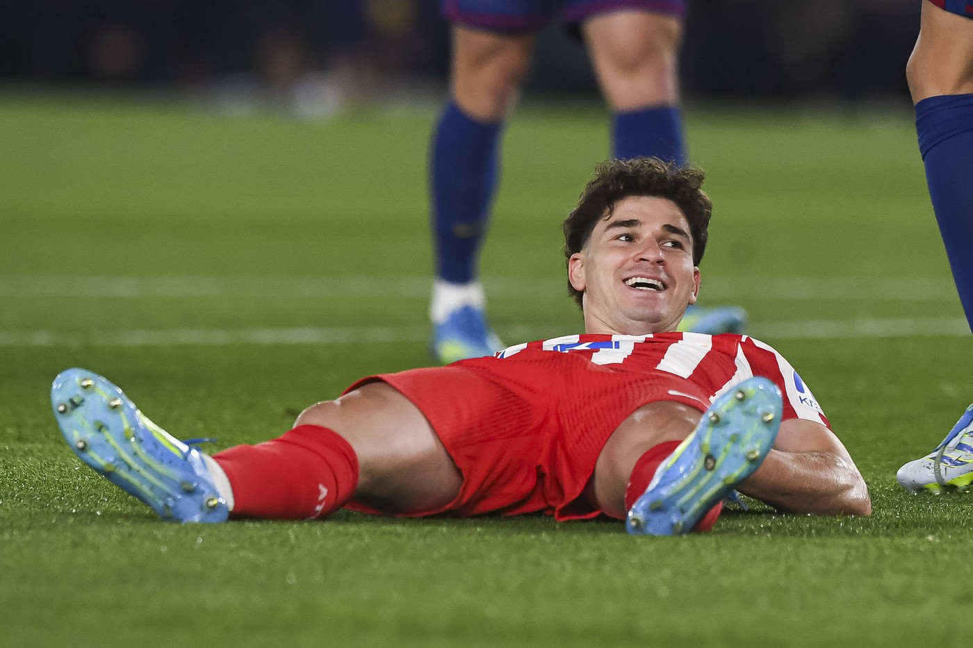 Imagine Stire Julian Alvarez a marcat în poarta Barcelonei și a scris istorie pentru Atletico în Champions League | 2review.ro