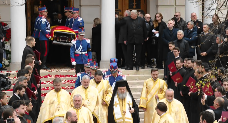 Imagine Stire Înmormântarea lui Mircea Lucescu | Slujba de la Biserica Sfântul Elefterie s-a încheiat | 2review.ro