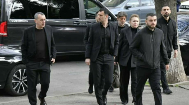 Imagine Stire Nici grecii nu au știut! Decizia luată de familia Savvidis pentru înmormântarea lui Mircea Lucescu | 2review.ro