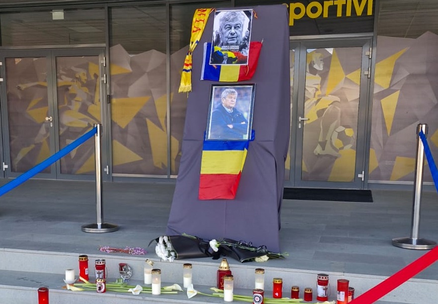 Imagine Stire România e în doliu! Nu doar București și Hunedoara. Au aprins lumânări și l-au plâns pe Mircea Lucescu | 2review.ro