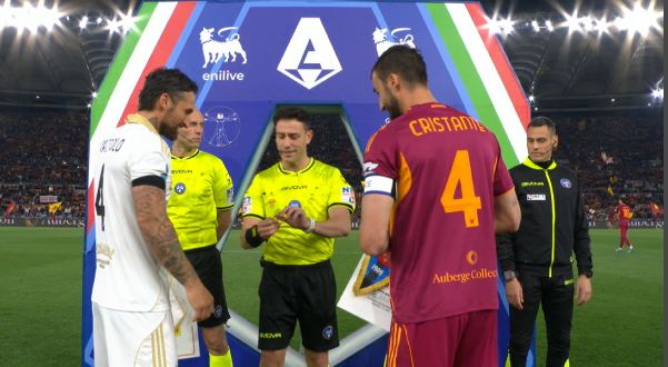 Imagine Stire Mircea Lucescu, omagiat și pe ”Olimpico”. Ce s-a întâmplat înainte de AS Roma - Pisa | 2review.ro